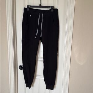 Figs Black Scrub Jogger Pants with Gray Accents